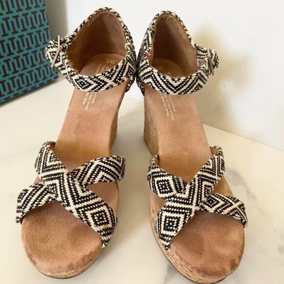 Toms Stripe Wedge Cork Platform Sandals Size 7.0 - Picture 2 of 8